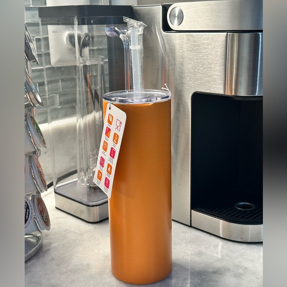 Dunkin Donuts 2023 Stainless Insulated Sipper 20oz - NWT - Picture 3 of 9